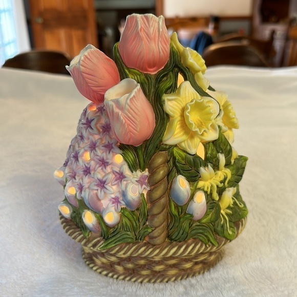 PartyLite Porcelain Tea-light Holder Floral Bouquet Basket Spring Flowers - Picture 5 of 12